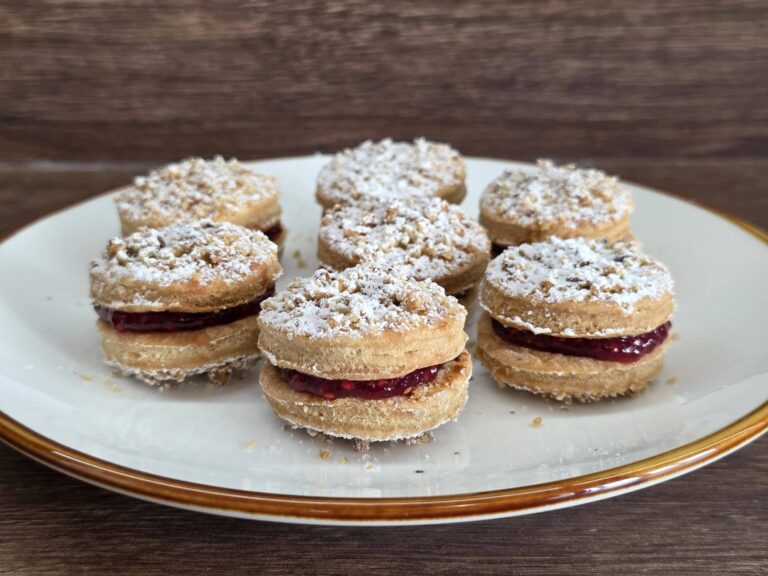 Чаени дребни Великденски сладки на 100 години